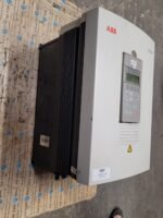 ABB ACS600 Drive ACS601-0016-5, 10HP, 380-500VAC - Image 3