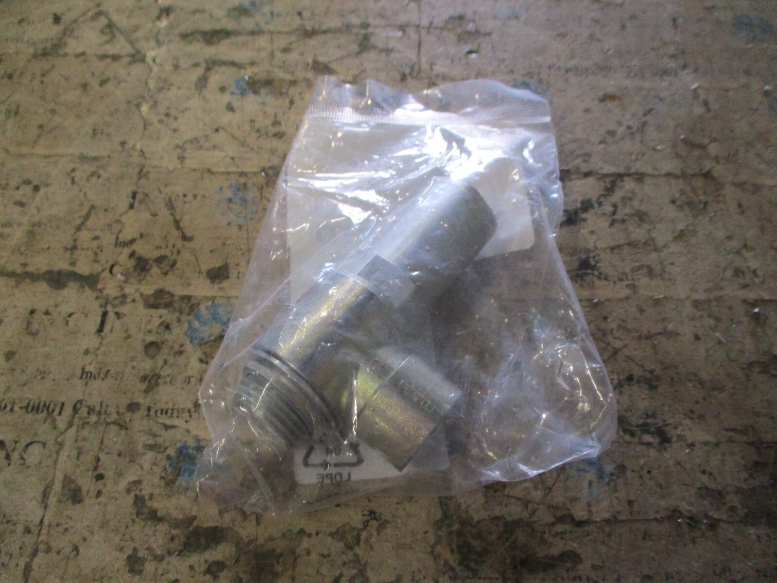 Festo-HGL-12-B-Piloted-check-valve-Mat-No-530033-1MPa-T-60-oC-HGL-12-B-NEW-156235778790 Festo HGL-1/2-B Piloted check valve Mat. No 530033 1MPa T: 60 oC HGL-1/2-B *NEW* - Image 1