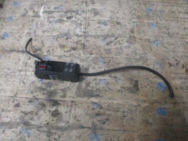 Keyence-CZ-V21AP-Fiber-Optic-Color-Sensor-Amplifier-Digital-Display-24V-Tested-167927027180 Keyence CZ-V21AP Fiber Optic Color Sensor Amplifier Digital Display 24V *Tested* - Image 1