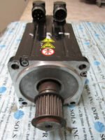 Moog G424-604 G400 Series AC Servo Motor Typ: G4L20 1.8kW 4.7N.m 6.7Amp *Tested* - Image 5