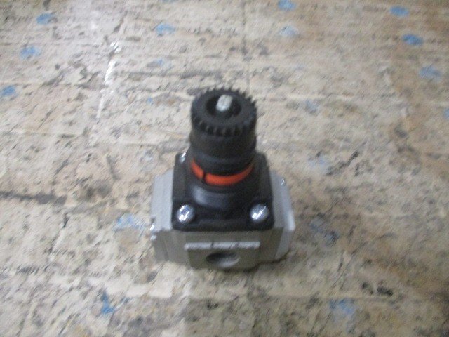 SMC-AR20-N02H-Z-Pneumatic-Regulator-14-NPT-7-125-PSI-Air-Pressure-Ctr-Tested-157626333360 SMC AR20-N02H-Z Pneumatic Regulator 1/4" NPT 7-125 PSI Air Pressure Ctr *Tested* - Image 1