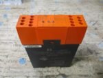 Safemaster BG5925.02/61 Emergency Stop BG5925 Relay Unit 24VDC 230VAC 3A*Tested*