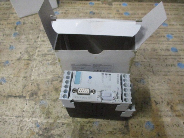Siemens-3UF7000-1AU00-0-SIMOCODE-Pro-C-Basic-Unit-PROFIBUS-110-240V-ACDC-NEW-168259668250 Siemens 3UF7000-1AU00-0 SIMOCODE Pro C Basic Unit PROFIBUS 110-240V AC/DC *NEW* - Image 1
