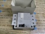 Siemens 3VU13 00-1MG00 Circuit Breaker 3ZX1012-0VU13-1AA1 11E 1NO+1NC *NEW* - Image 3