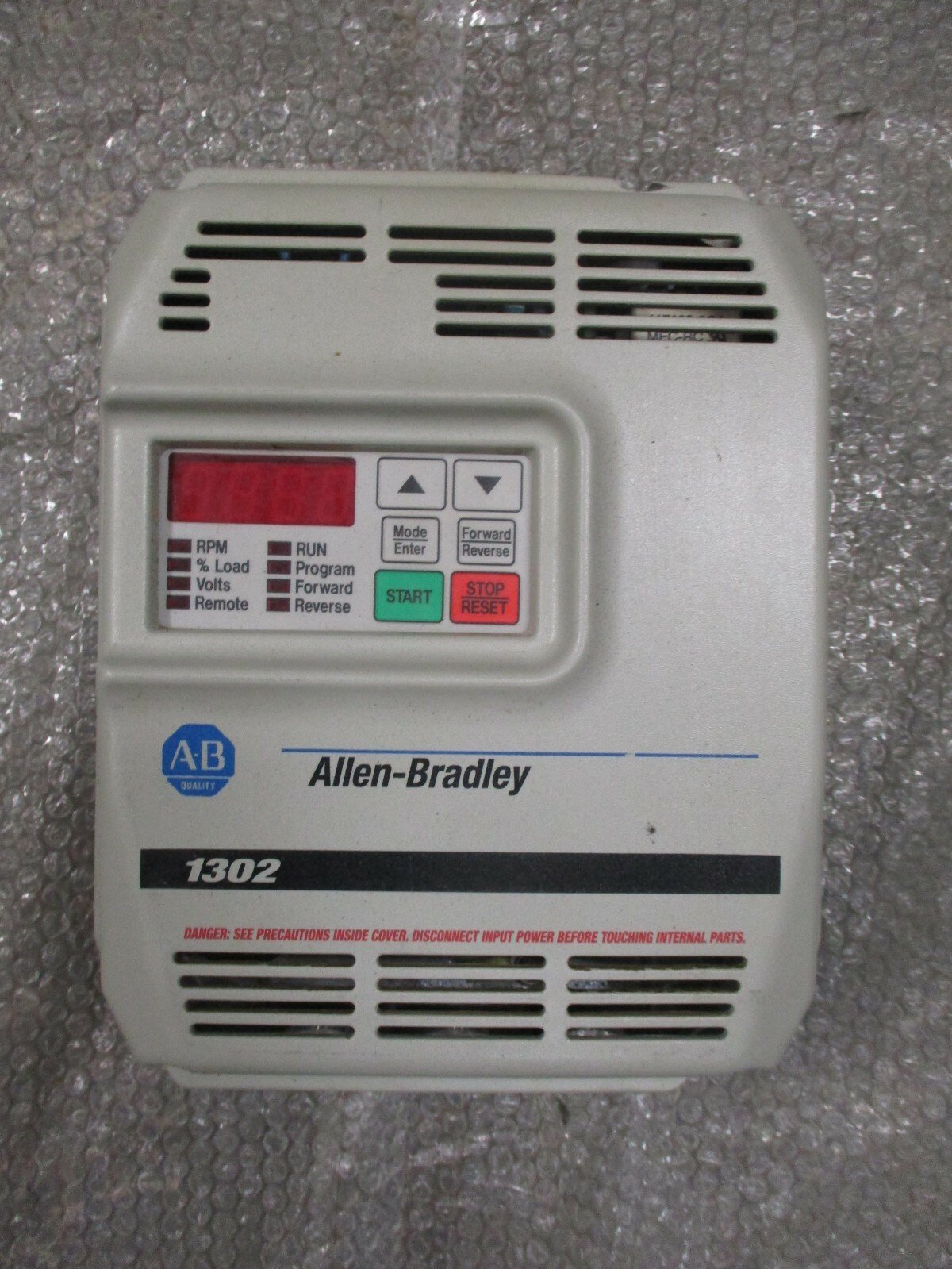 Allen-Bradley-1302-C001-AA-1302-AC-Drive-575VAC-1HP-16Amp-IM-189386-Tested-164007770721 Allen Bradley 1302-C001-AA 1302 AC Drive 575VAC 1HP 1.6Amp I/M 189386 *Tested* - Image 1