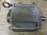 Mitsubishi HC-SF352 AC Servo Motor 146V 17A 3.5kW 2000rpm *Crack Connec *Tested* - Image 8