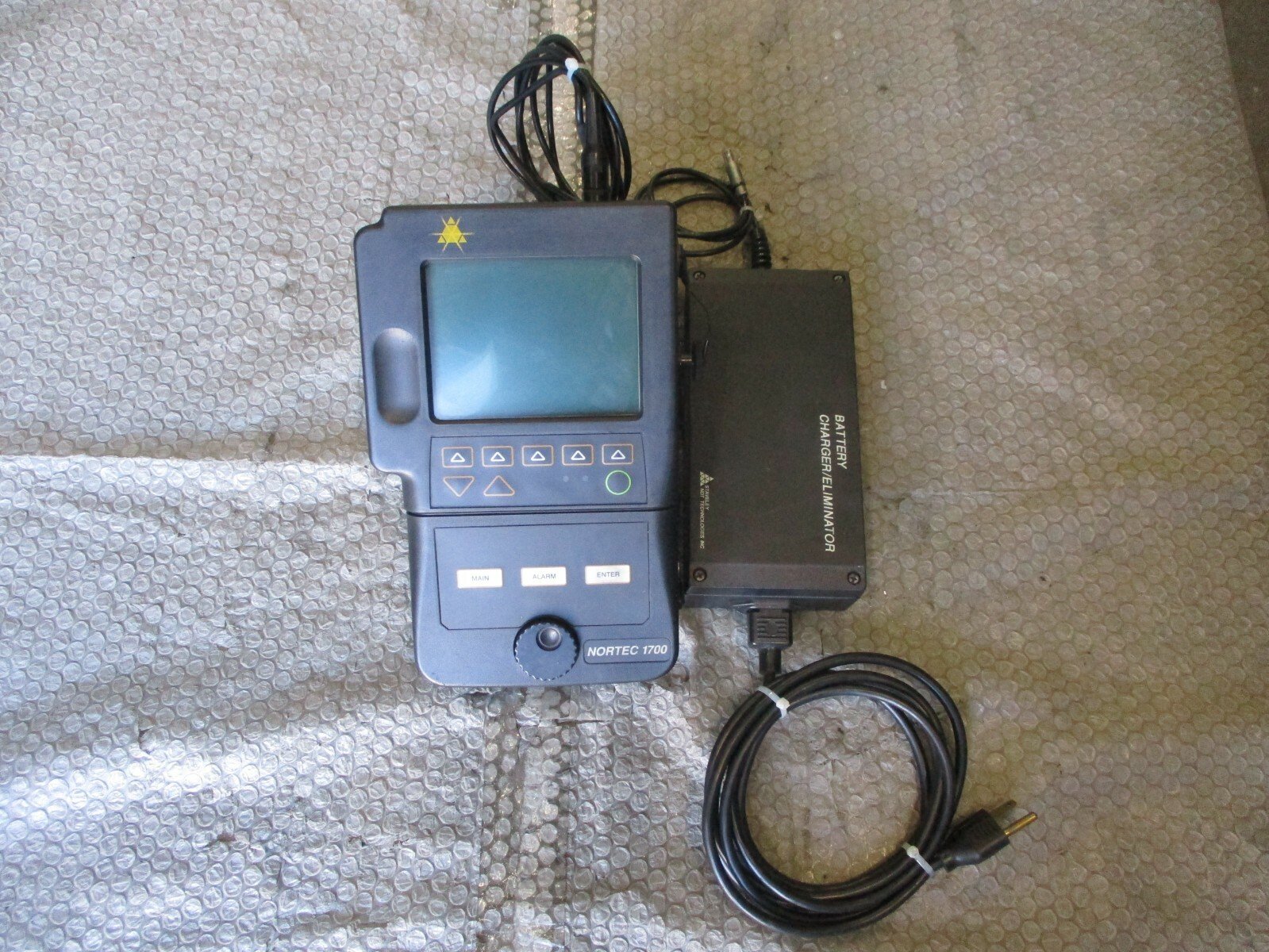 NORTEC-902021307-NORTEC-1700-Controller-Conductivity-Gauge-WBattery-Tested-154638406491 NORTEC 9020213.07 NORTEC 1700 Controller Conductivity Gauge W/Battery *Tested* - Image 1