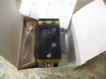 Omron E3B2-R5M4-US Photoelectric Switch 24-240VAC/VDC Retroreflective *NEW* - Image 3