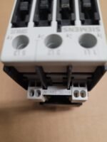 Siemens 3RT1025-3B contactor 24VDC Coil - Image 3