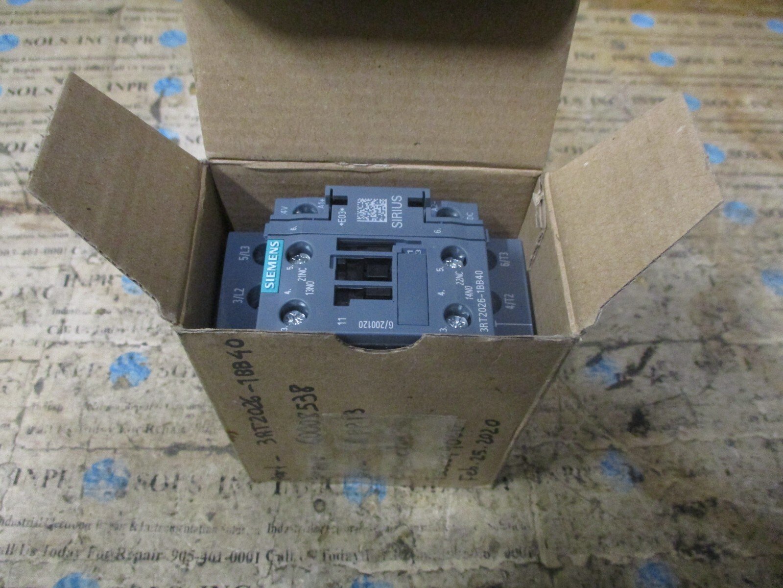Siemens-3RT2026-1BB40-Contactor-25A-400VAC-11kW-1NO-1NC-20A-520HP-24VDC-NEW-156028841081 Siemens 3RT2026-1BB40 Contactor 25A 400VAC 11kW 1NO 1NC 20A 5/20HP 24VDC *NEW* - Image 1