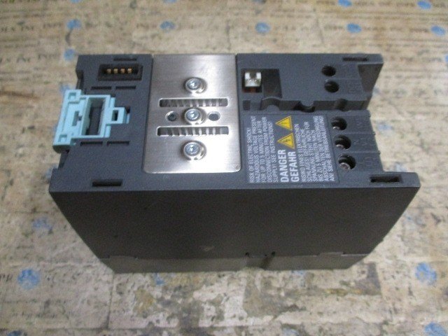 Siemens-6SL3224-0BE21-5UA0-Sinamics-PM240-Power-Module-15kW-380-480VAC-Tested-168277105961 Siemens 6SL3224-0BE21-5UA0 Sinamics PM240 Power Module 1.5kW 380-480VAC *Tested* - Image 1