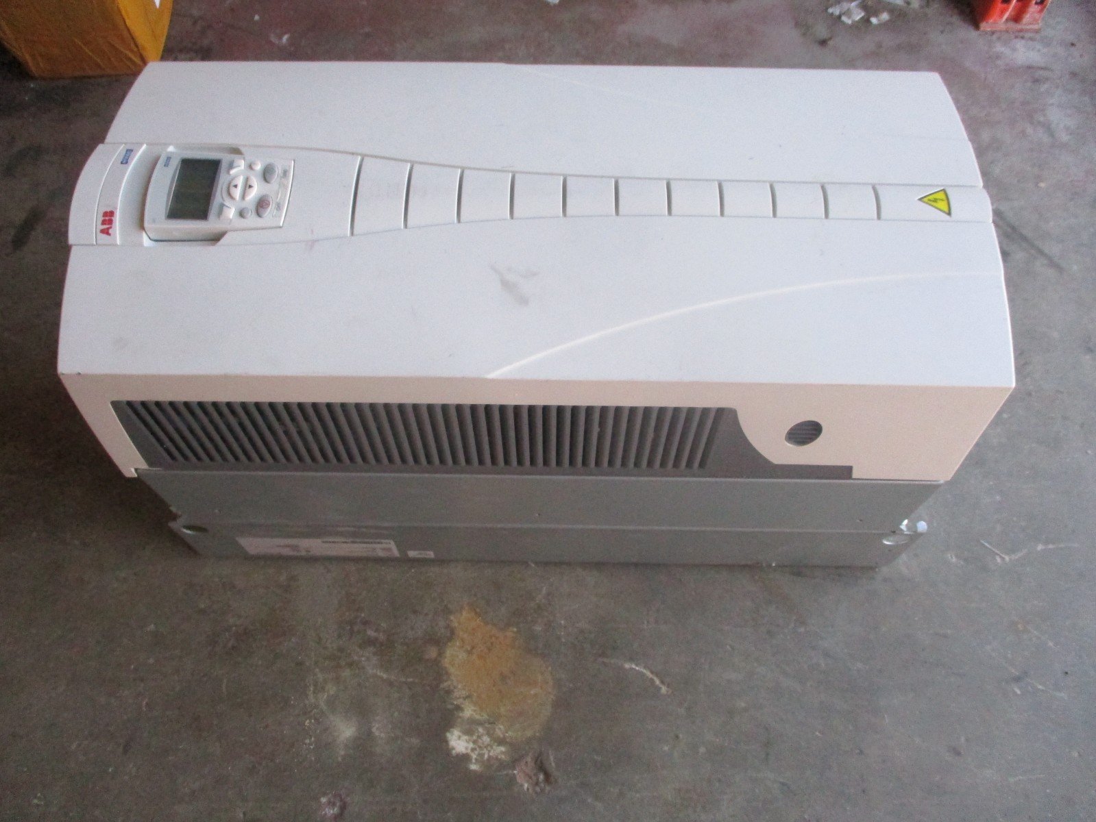 ABB-ACX550-U0-125A-6B055-ACX550-AC-Drive-500-600VAC-12599A-125HP-90kW-Tested-157192321312 ABB ACX550-U0-125A-6+B055 ACX550 AC Drive 500-600VAC 125/99A 125HP 90kW *Tested* - Image 1