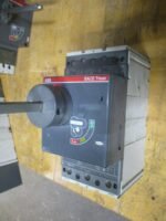ABB T4N250 SACE TMAX 3-POLE CIRCUIT BREAKER 250A, 600V - Image 6