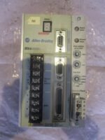 Allen Bradley 2098-DSD-005X-DN Ultra3000i AC Servo Drive 120/240V 5A B *Tested*