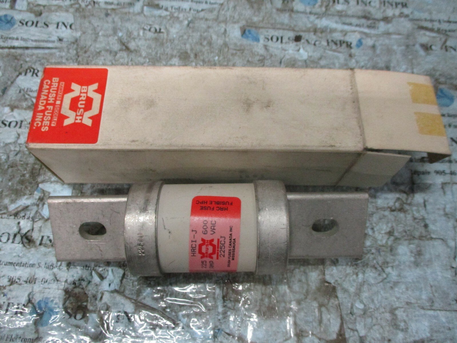 BRUSH-HRCI-J-Fuse-225CJ-Hawker-HRC1-J-HRC-Fuse-Fusible-HPC-600VAC-225A-NEW-154237987692 BRUSH HRCI-J Fuse 225CJ Hawker HRC1-J HRC Fuse Fusible HPC 600VAC 225A *NEW* - Image 1