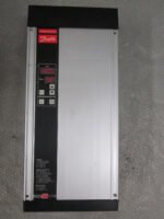 Danfoss 175L1018 VLT Type 3002 Variable Speed AC Drive 3x440/500VAC *Tested*
