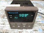 Honeywell DC200C-0-20A-1D0000-0 MINI-PRO UDC2000 Temperature Controller *Tested* - Image 5