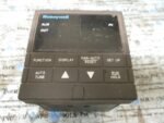 Honeywell DC200C-0-20A-1D0000-0 MINI-PRO UDC2000 Temperature Controller *Tested* - Image 6