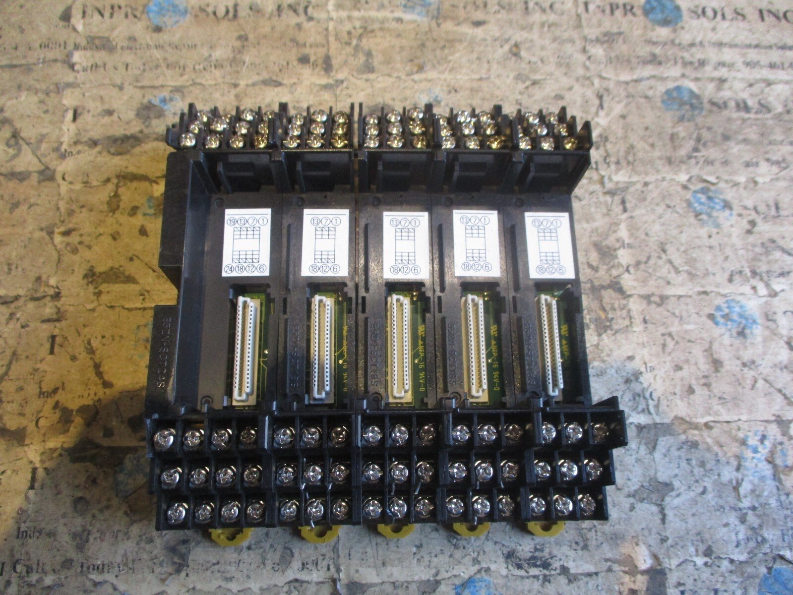 OMRON-E5ZN-SCT24S-500-Temperature-Control-Base-Module-24VDC-22A-TestedLot-4-156494929852 OMRON E5ZN-SCT24S-500 Temperature Control Base Module 24VDC 2.2A *Tested**Lot 4 - Image 1