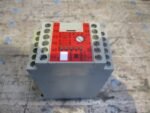 Omron G9SA-321-T30 Safety Relay Unit 24VAC/DC 250VAC 30VDC G9SA-321-T30 *Tested*