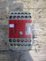 Omron G9SA-321-T30 Safety Relay Unit 24VAC/DC 250VAC 30VDC G9SA-321-T30 *Tested* - Image 3