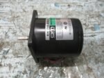 Oriental 4IK25A-AULA Induction Motor 25Watt 100V 6.0uF/4.5uF 1250rpm *Tested*