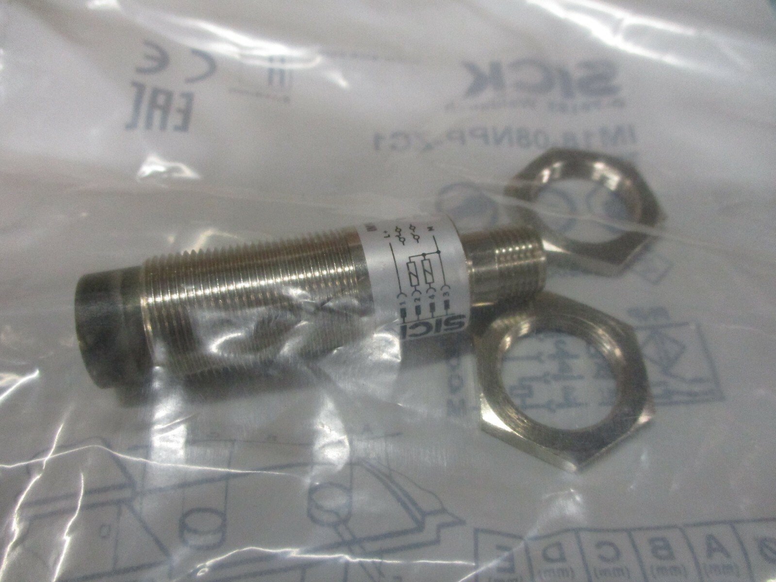 SICK-IM18-08NPP-ZC1-Photoelectric-Sensor-D-79183-Waldki-10-30VDC-8mm-400mA-NEW-164558872532 SICK IM18-08NPP-ZC1 Photoelectric Sensor D-79183 Waldki 10-30VDC 8mm 400mA *NEW* - Image 1