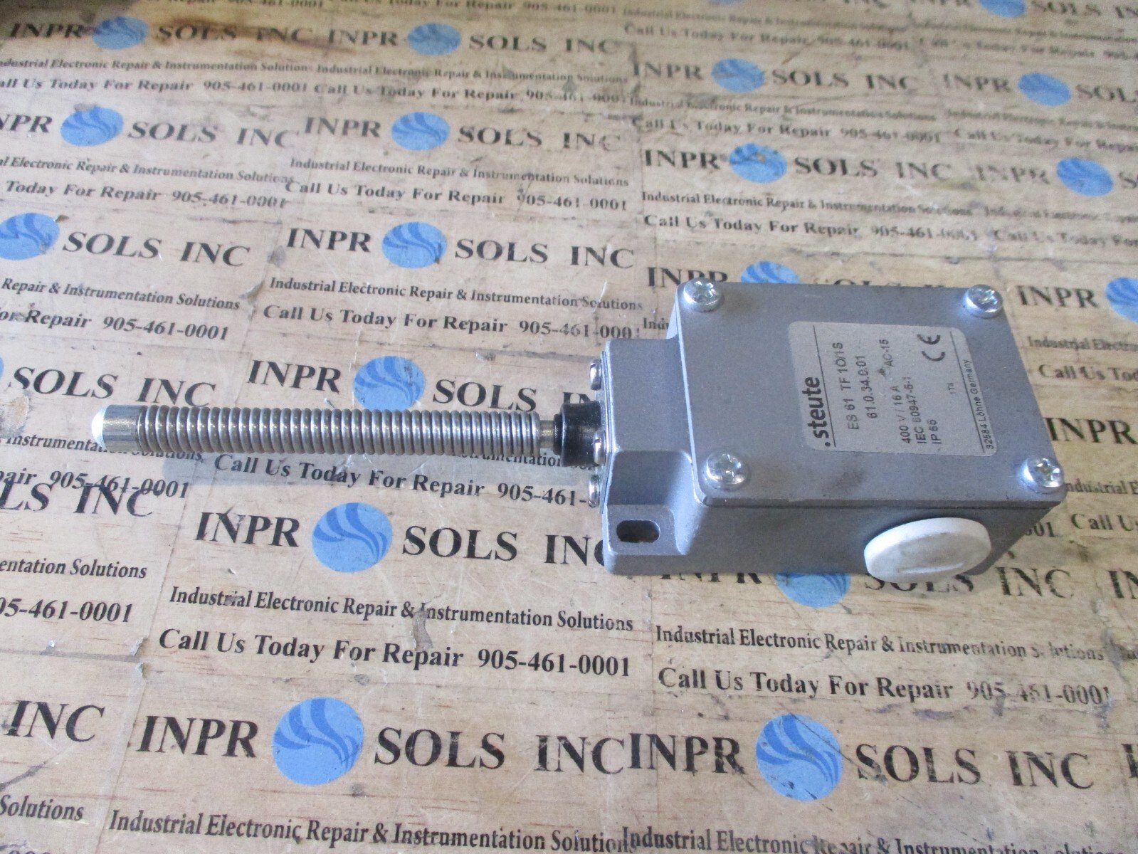 Steute-ES61-TF-101S-Limit-Switch-61034001-400V-16A-ES61TF101S-Tested-155066872342 Steute ES61 TF 10/1S Limit Switch 61.0.34.0.01 400V 16A ES61TF10/1S *Tested* - Image 1