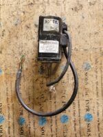 Yaskawa Servo Motor SGMAH-A5AAA41 200V 0.64A 3000RPM - Image 3