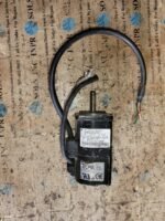 Yaskawa Servo Motor SGMAH-A5AAA41 200V 0.64A 3000RPM - Image 4