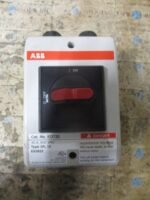 ABB EOT32 Non-Fusible Disconnect Switch Enclosed 40A 600VAC Type 3R/12 *Tested*