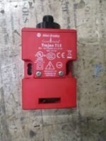 Allen Bradley 440K-T11320 Trojan T15 Safety Interlock Switch 2NC QD M12 *Tested*