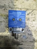 Allen Bradley 871P-D40NP40-D4 Photoelectric Switch VersaCuba 10-60VDC B *Tested*