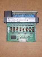 Allen Bradley SLC 500 board 1746-OB16 Series D DC Source Output Module