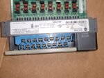 Allen Bradley SLC 500 board 1746-OB16 Series D DC Source Output Module - Image 5