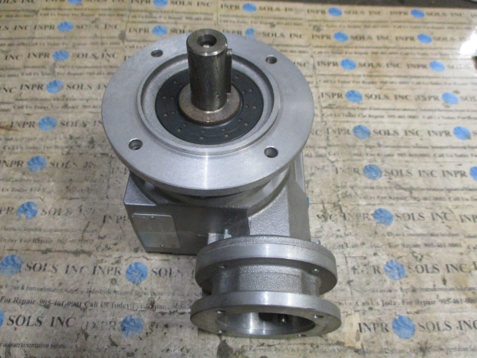 Bosch-CARL-REHFUSS-SM031WF-IEC63C-Gear-system-for-Motor-703303-BAUF-B3-Tested-155511516773 Bosch CARL REHFUSS SM031WF-IEC63C Gear system for Motor 703303 BAUF B3 *Tested* - Image 1