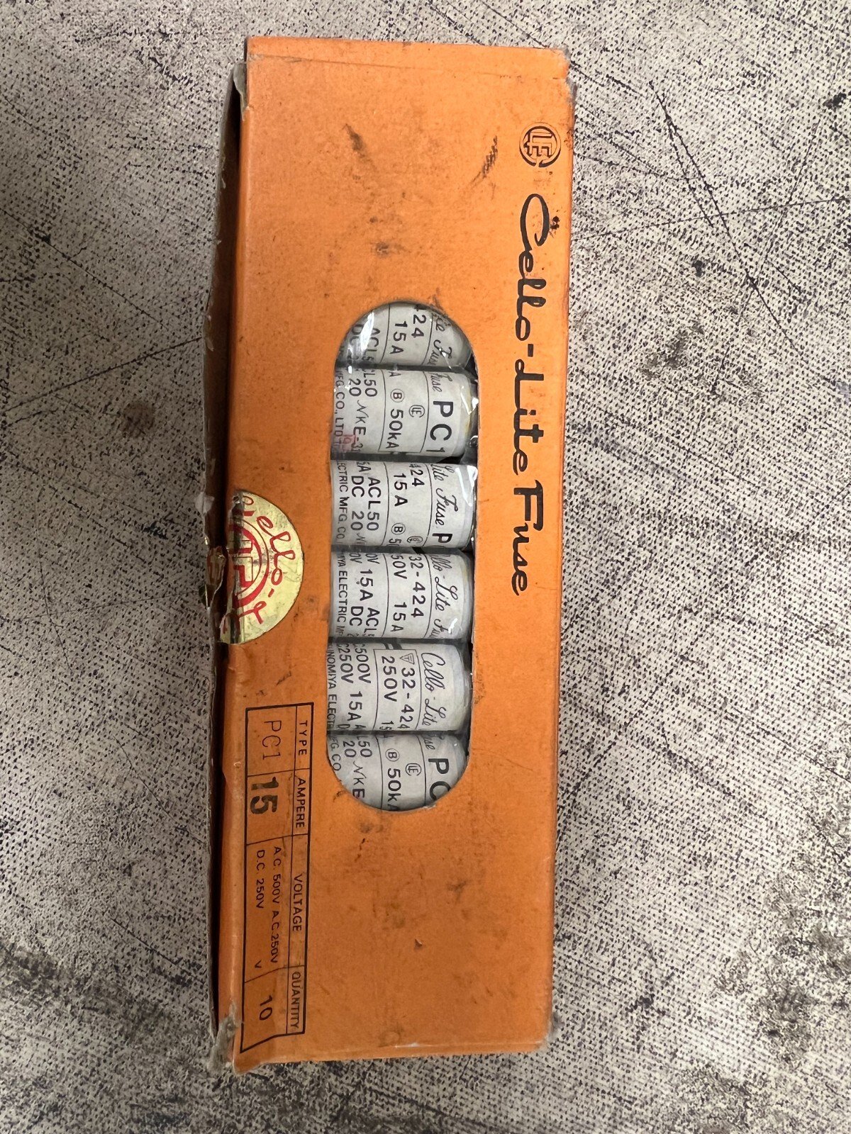 CELLO-LITE-FUSE-PC1-15AMP-QTY10-NEW-IN-STOCK-165872572183 CELLO LITE FUSE PC1 15AMP QTY10 NEW * IN STOCK * - Image 1