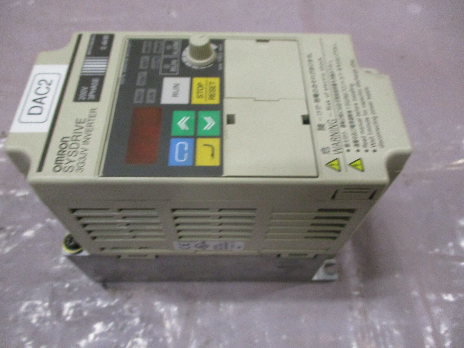 Omron-3G3JV-A2004-A-SYSDRIVE-Inverter-AC-Drive-200VAC-11kVA-04kW-3A-Tested-167094000603 Omron 3G3JV-A2004-A SYSDRIVE Inverter AC Drive 200VAC 1.1kVA 0.4kW 3A *Tested* - Image 1