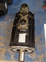 Yaskawa SGMSH-10DCA6H-OY Servo Motor 3000rpm UTSIH-B17CC - Image 3