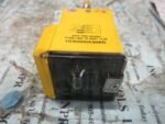 Banner Q45BW22DXQ1 Photoelectric Sensor 90-250VAC 300mA *Tested* - Image 5