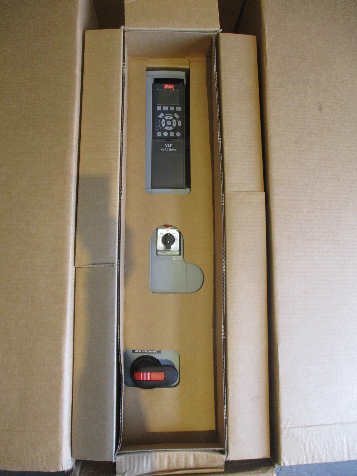 Danfoss-174Z1934-AC-Drive-600VAC-5HP-FRN430-Danfoss-131H177-4kW-600VAC-NEW-156352431624 Danfoss 174Z1934 AC Drive 600VAC 5HP FRN4.30 Danfoss 131H177 4kW 600VAC *NEW* - Image 1