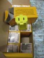 HUBBELL HBL5869VYCN HBLO Valiseo Connector Female 15A 125V 2P 2W **10 Lot***NEW* - Image 4
