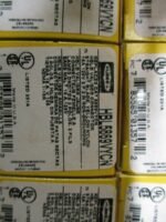 HUBBELL HBL5869VYCN HBLO Valiseo Connector Female 15A 125V 2P 2W **10 Lot***NEW* - Image 6