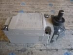 OMRON D4A-2501N Proximity Limit Switch NEMA B600 OMRON D4A-2501N Switch *Tested* - Image 4