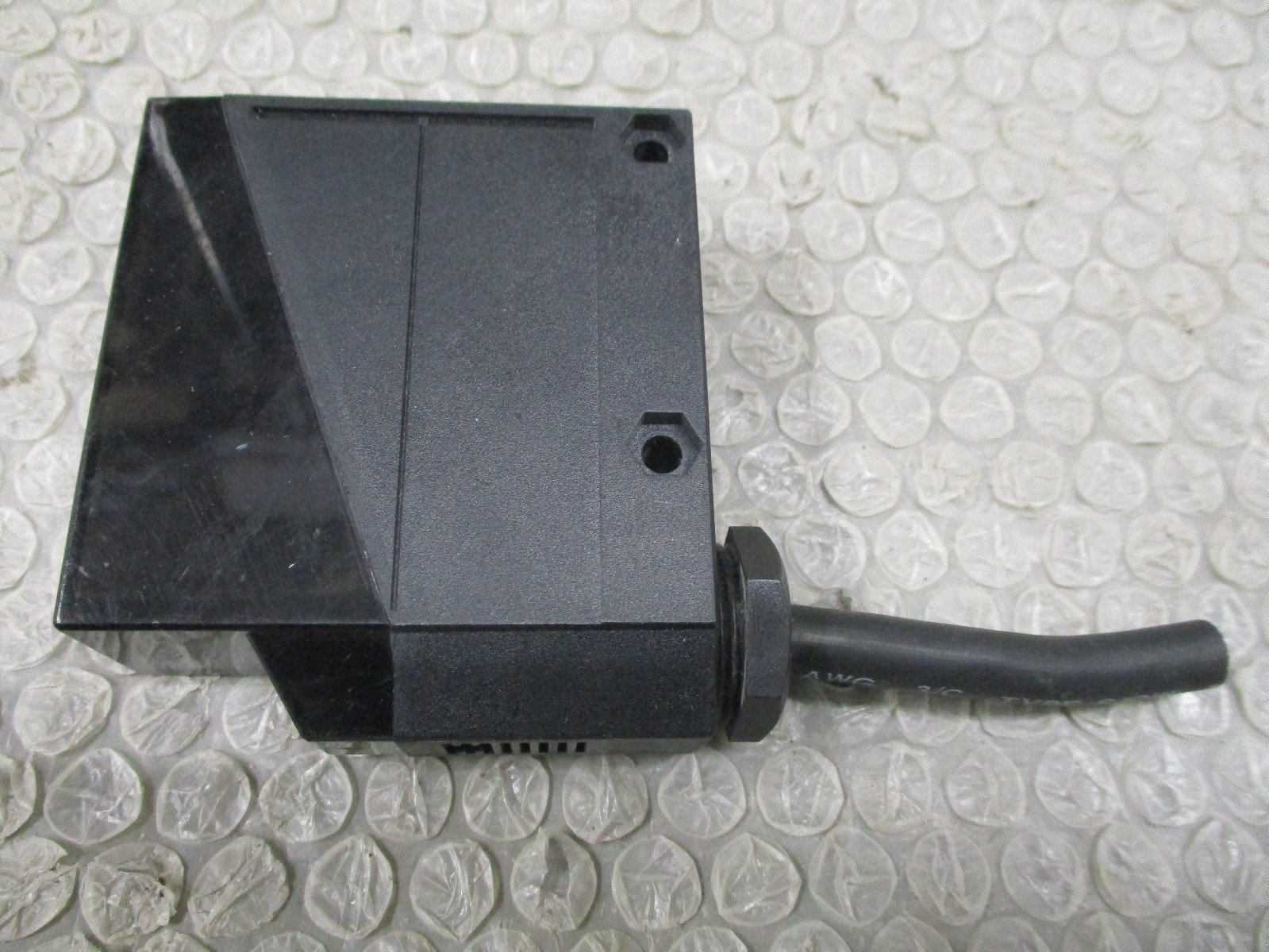 OMRON-E3JM-10L-G-Photo-Electric-sensor-INPUT-24-240AC-12-240DC-Tested-163014844504 OMRON E3JM-10L-G Photo Electric sensor INPUT: 24-240AC 12-240DC *Tested* - Image 1