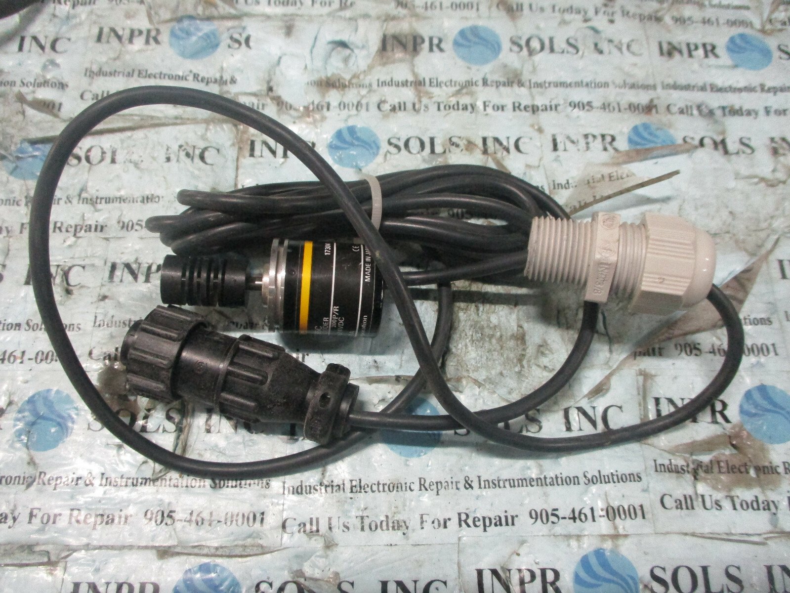 OMRON-E6A2-CS5C-Rotary-Encoder-12-to-24-VDC-Omron-E6A2-CS5C-200PR-Tested-163661049584 OMRON E6A2-CS5C Rotary Encoder 12 to 24 VDC Omron E6A2-CS5C 200P/R *Tested* - Image 1