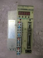 Omron R88D-WT08H AC Servo driver 200-230VAC 0.03kW 0.04HP 0.44A Ver 3A *Tested*