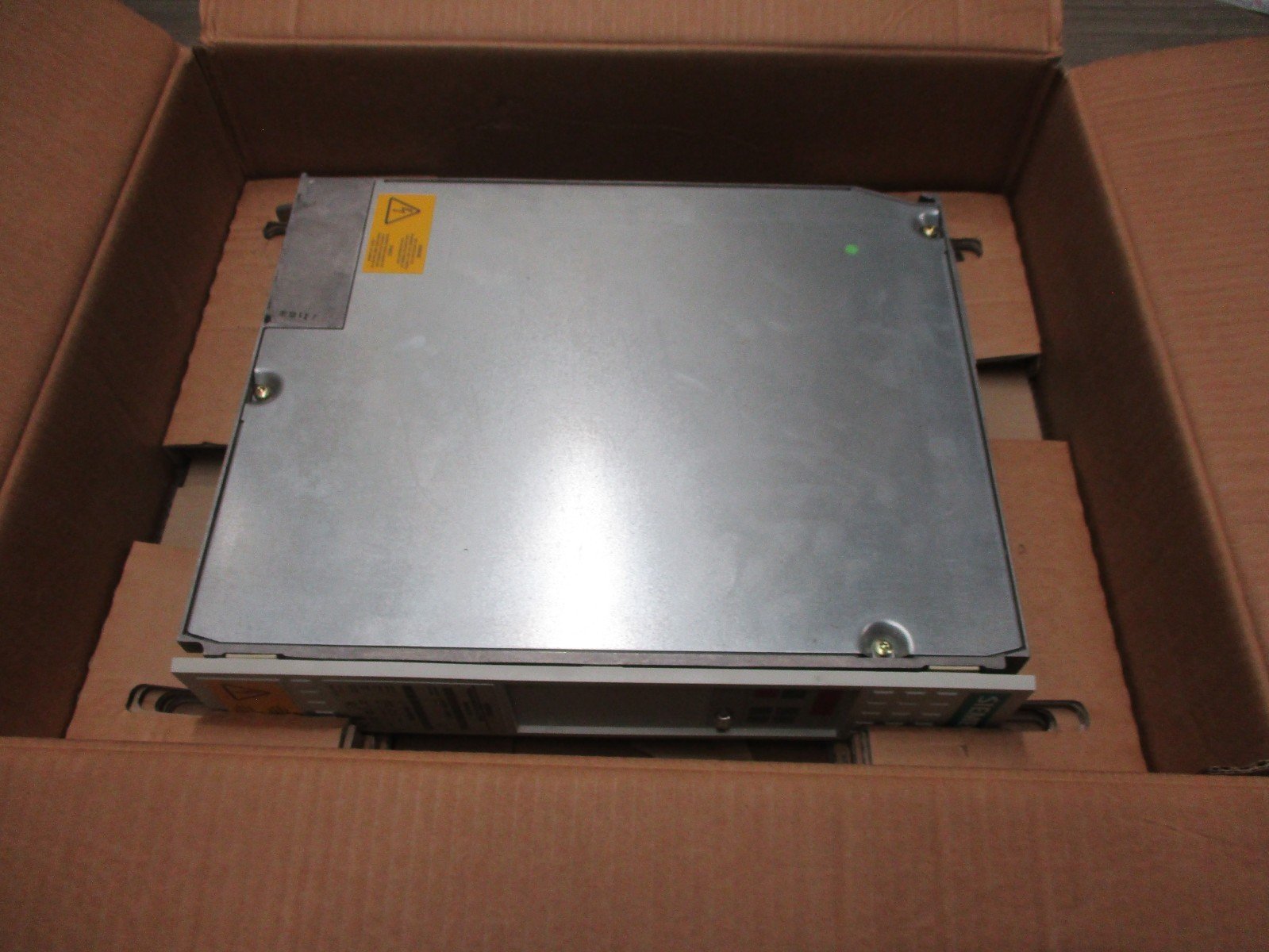 Siemens-6SE7021-1CA60-Z-SIMOVERT-VC-AC-Drive-208VAC-106A-Issue-A-Tested-157142854394 Siemens 6SE7021-1CA60-Z SIMOVERT VC AC Drive 208VAC 10.6A Issue A *Tested* - Image 1