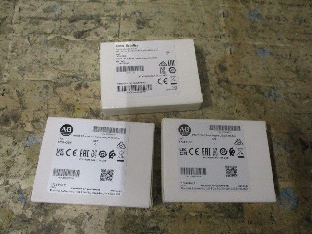 Allen-Bradley-1734-OB8-Ser-C-POINT-IO-8-Pt-Digital-Output-Module-Lot-3NEW-157639793595 Allen Bradley 1734-OB8 Ser C POINT I/O 8 Pt Digital Output Module **Lot 3**NEW* - Image 1