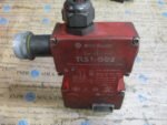 Allen Bradley TLS1-GD2 Safety Interlock Switch W/ Guard 120V/240V 6A/3A *Tested*